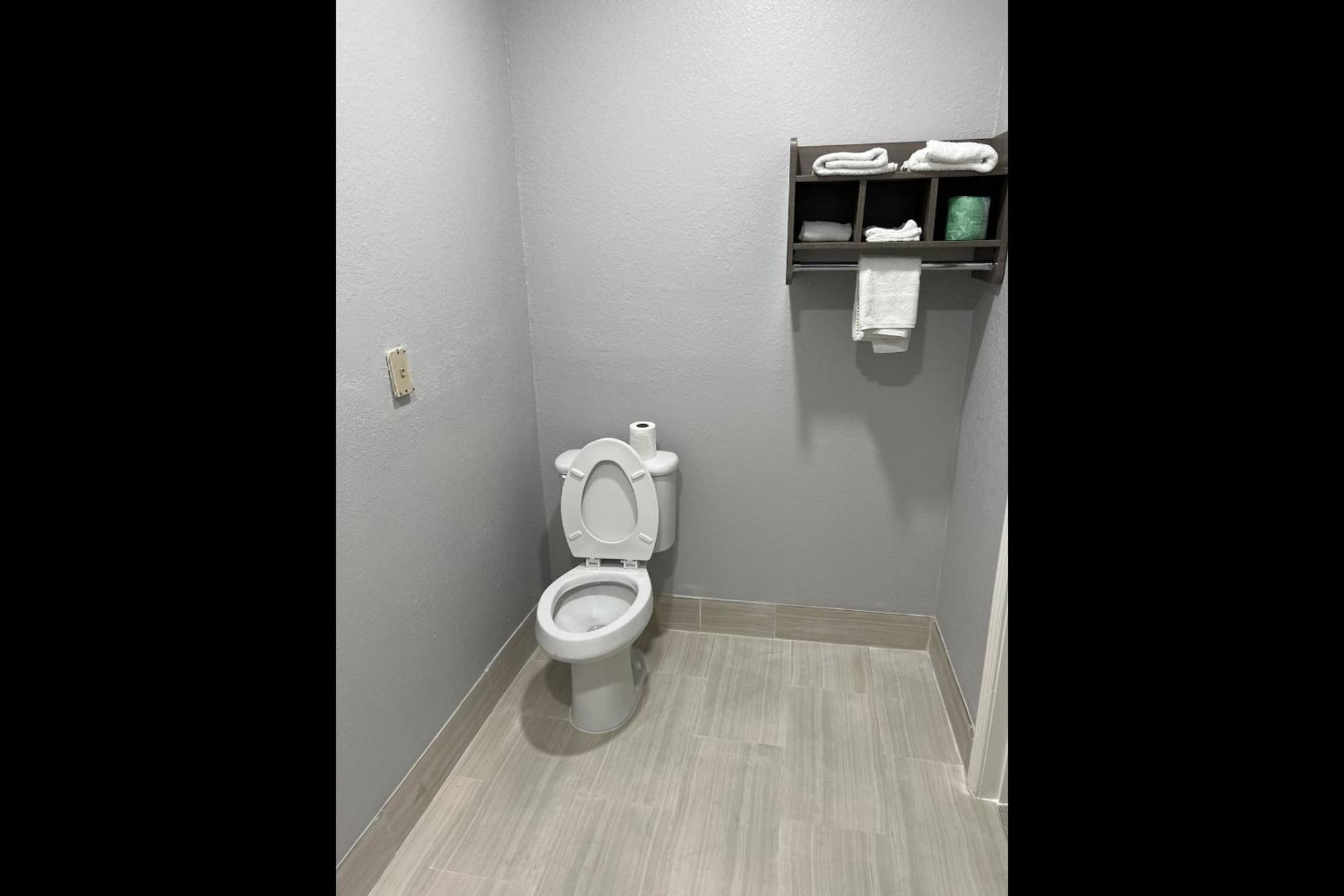 Kiwi Inn Willowbrook Hwy249 Houston Bagian luar foto