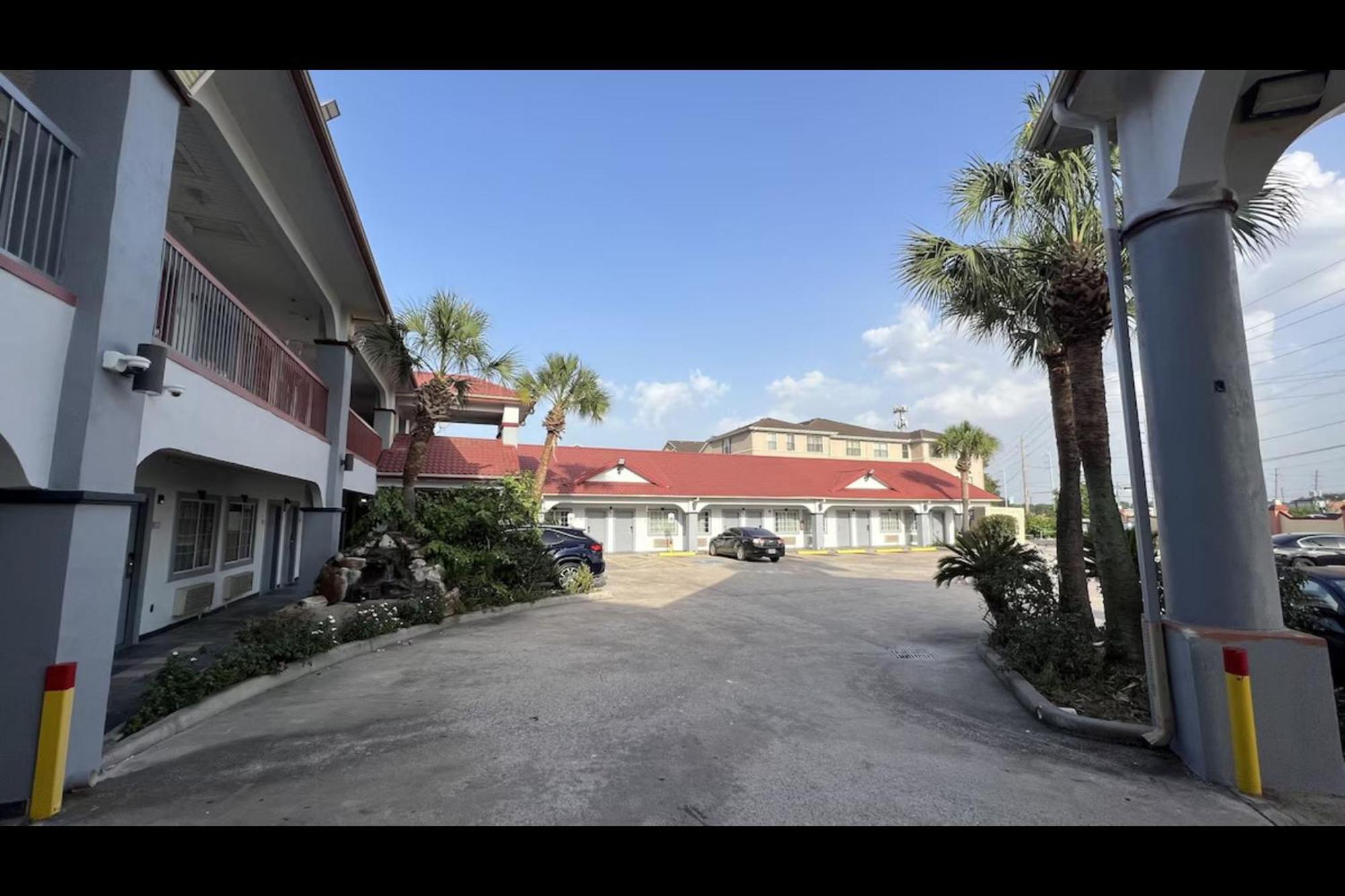 Kiwi Inn Willowbrook Hwy249 Houston Bagian luar foto
